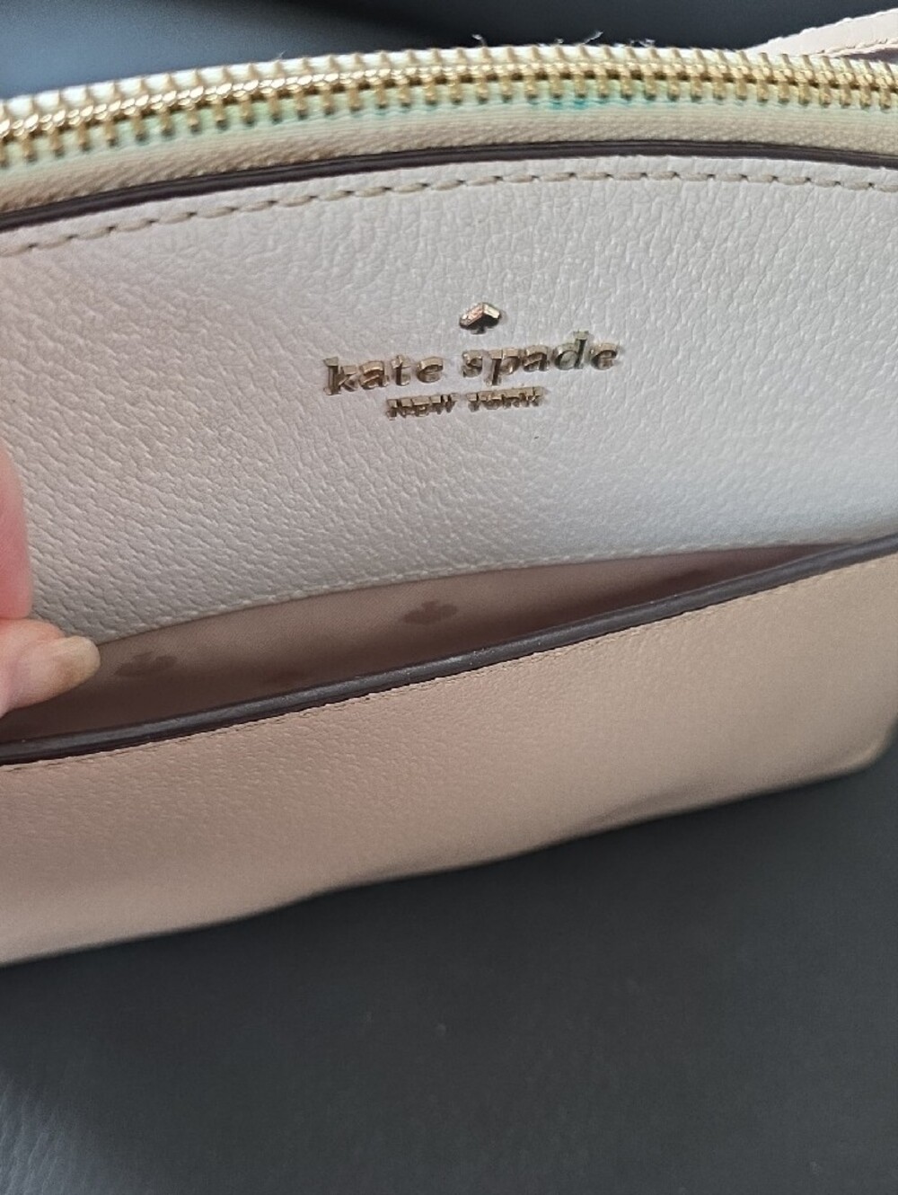 kate spade Two-Tone Beige and Ivory Leather Crossbody - Picture 7 of 9